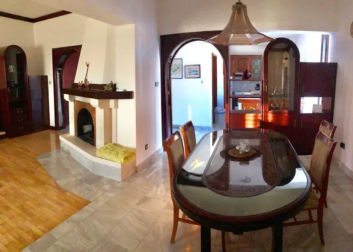 Sea View Family Apartment